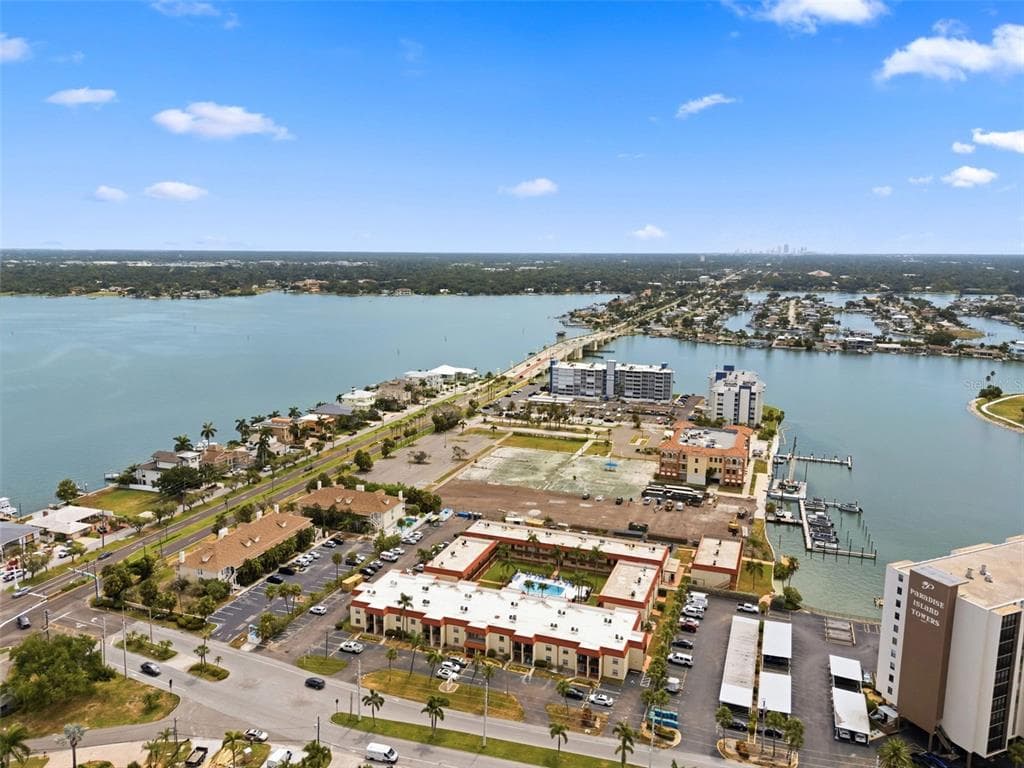 10365 PARADISE BOULEVARD 1 photo 18