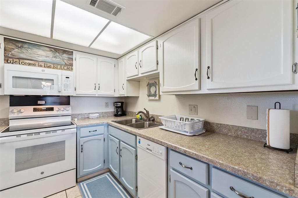 4175 S ATLANTIC AVENUE 511 photo 16