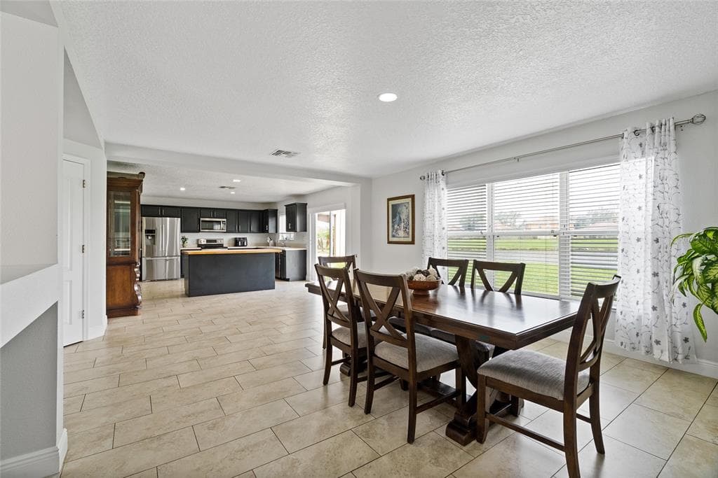 2730 AMANDA KAY WAY photo 6