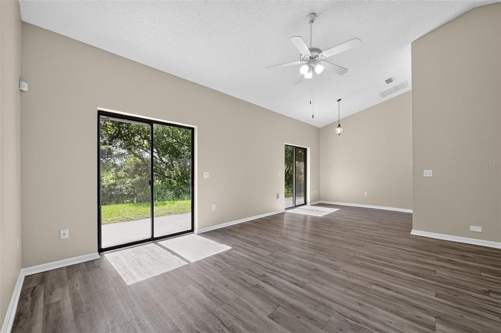 6348 SLEEPY HOLLOW DRIVE photo 8