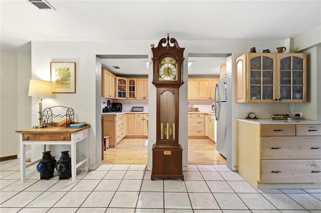 44 BONITA ROAD photo 25