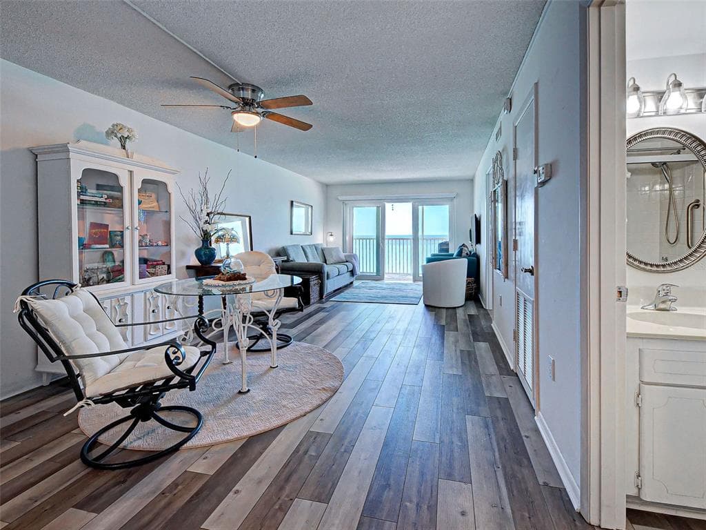 633 ALHAMBRA ROAD 1006 photo 7