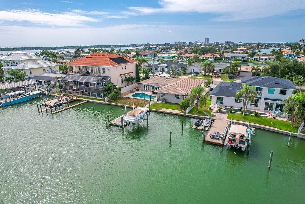 340 PALM ISLAND NE photo 6