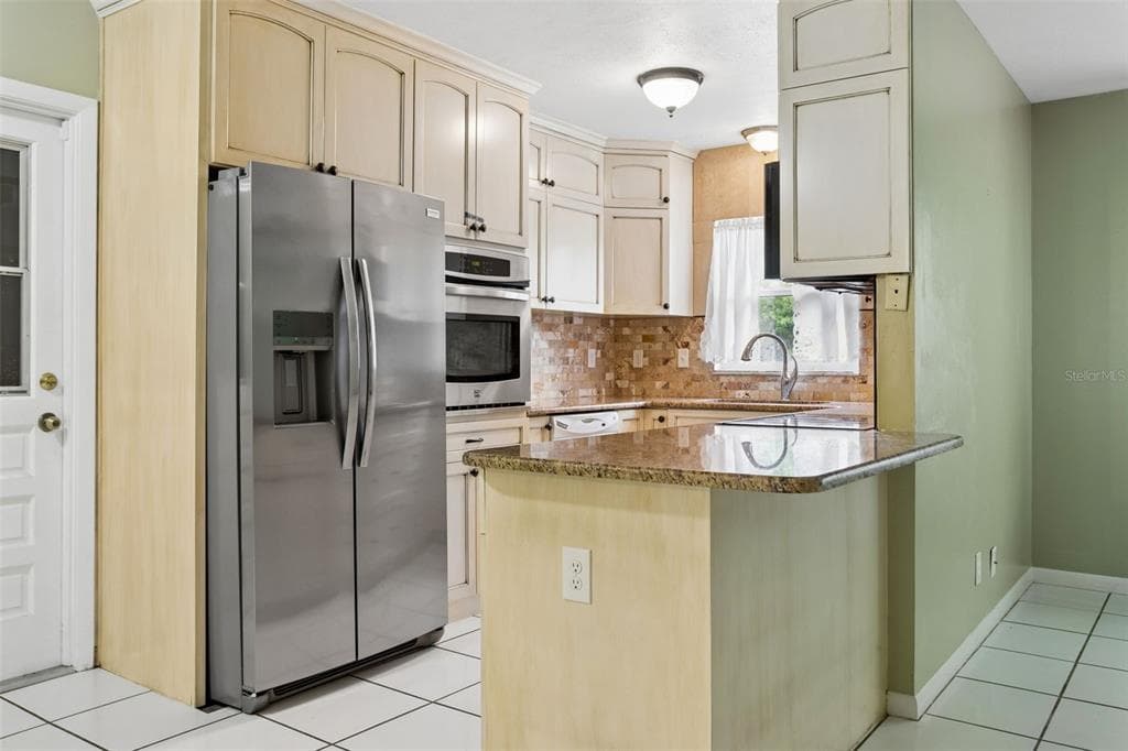 2801 WILSON CIRCLE photo 6